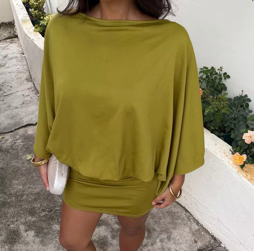 Evergreen backless dress